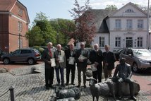 LJN-Präsident Helmut Dammann-Tamke mit den Ausgezeichneten (v.r.) des LJN-Verdienstabzeichen in Gold: Jürgen Ziegler (JS Hameln-Pyrmont), Arno Schröder (JS Bremervörde), Reinhard Korbel (JS Osnabrück-Land), Fritz Mithöfer (JS Melle) und Klaus Dörger (JS Einbeck)